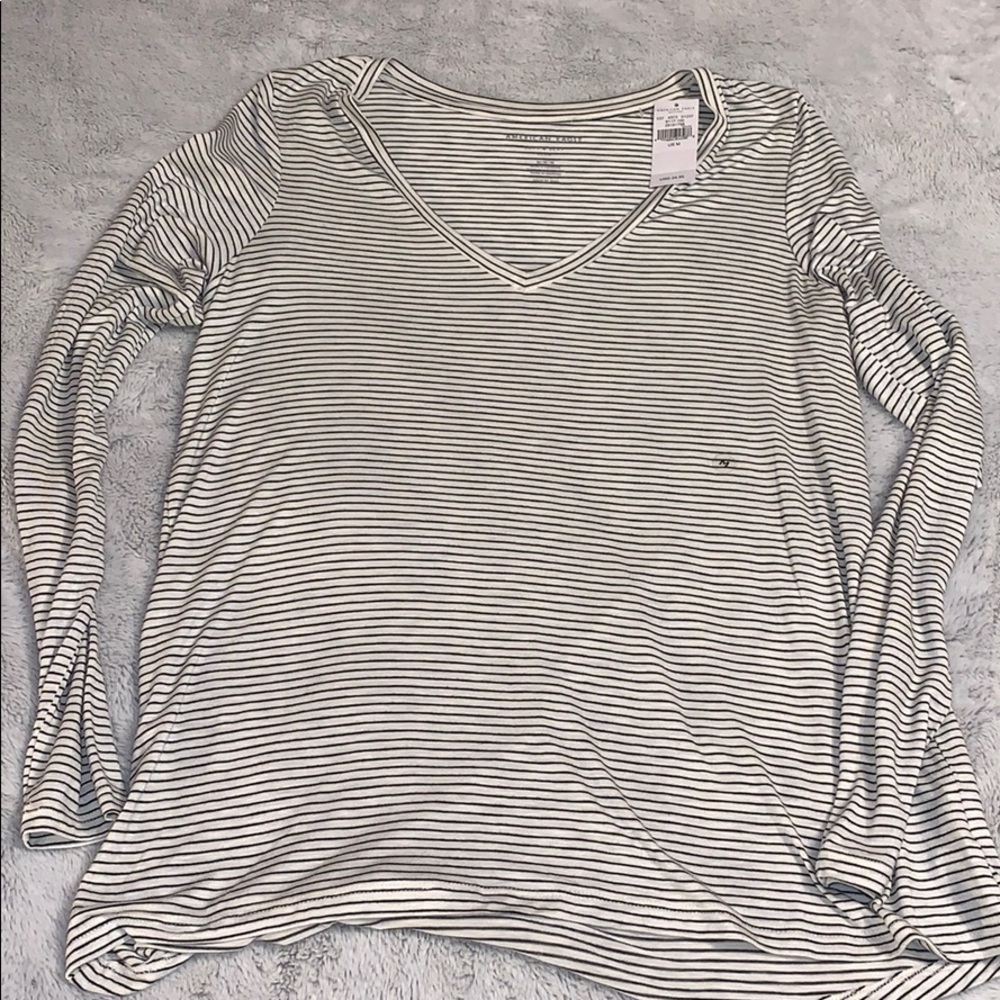 American eagle long sleeve shirt